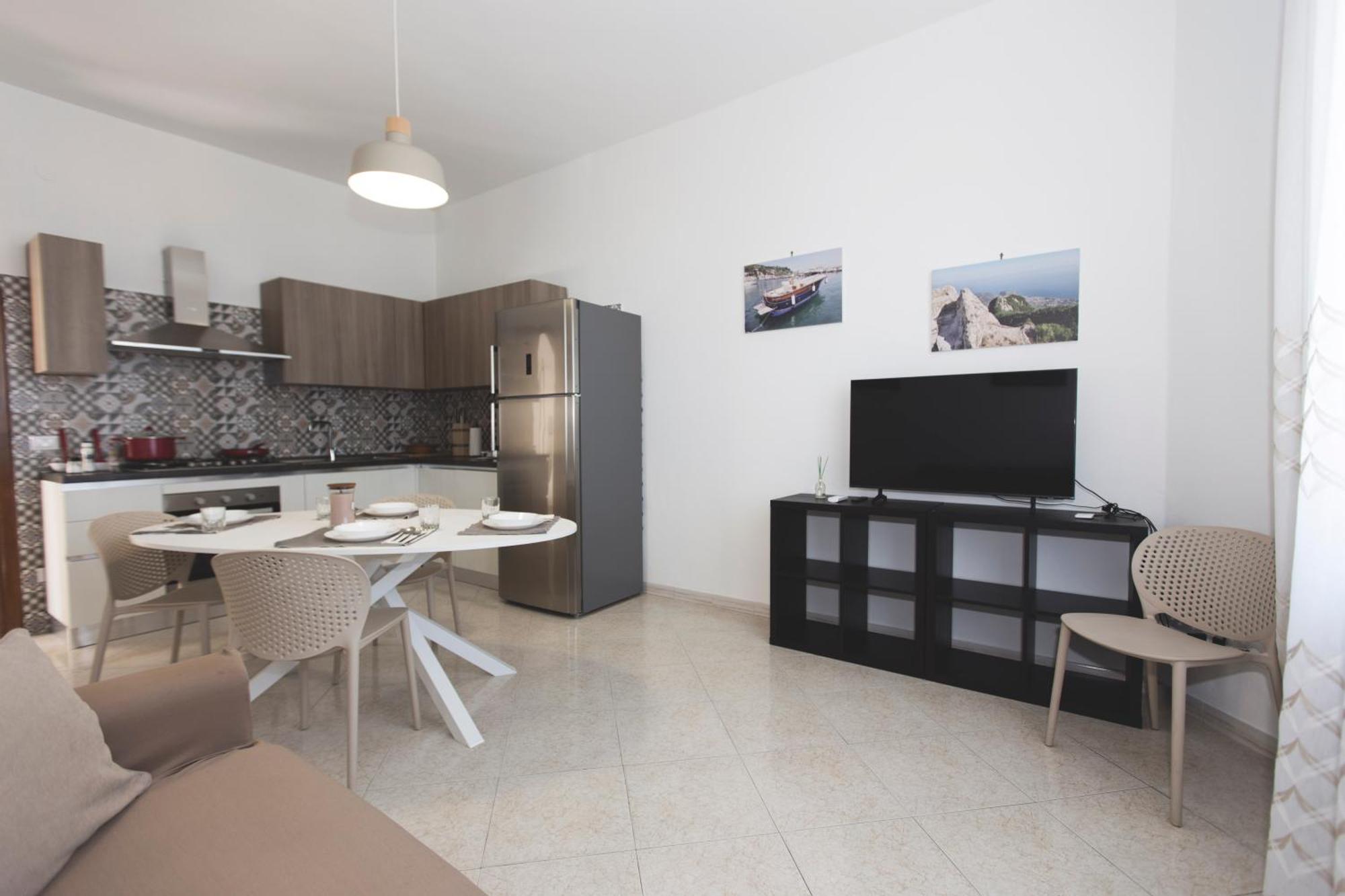 Brecchembe - Holiday Home In The Center Of Lacco Ameno Lacco Ameno  Bagian luar foto